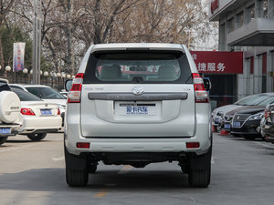 2015款2.7L 自动豪华型 正后	