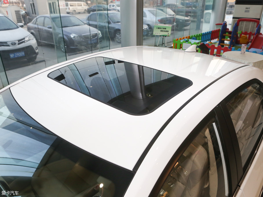 2016_p 1.8L E-CVTӢ