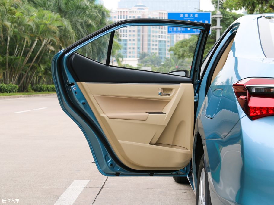 2016_p 1.8L E-CVTh