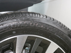 20161.8L E-CVTӢ ݆̥Ʒ