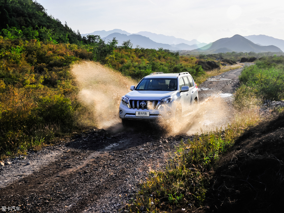 2016 3.5L V6 ԄVX NAVI