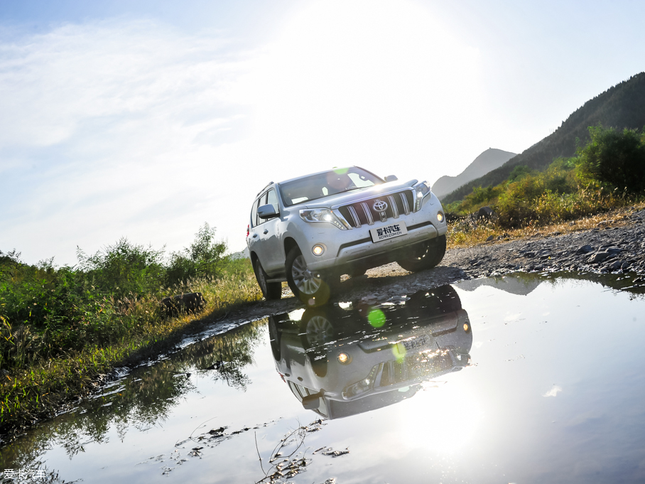 2016 3.5L V6 ԄVX NAVI