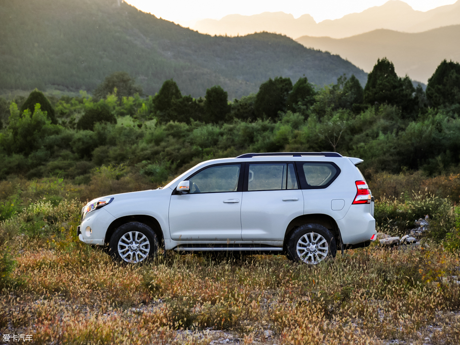 2016 3.5L V6 ԄVX NAVI