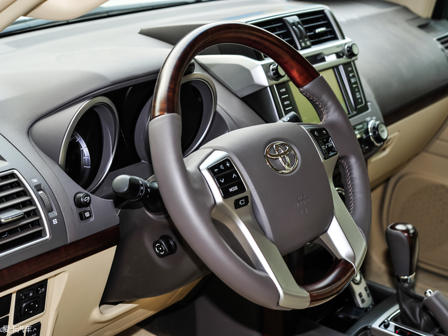 2016 3.5L V6 ԄVX NAVI