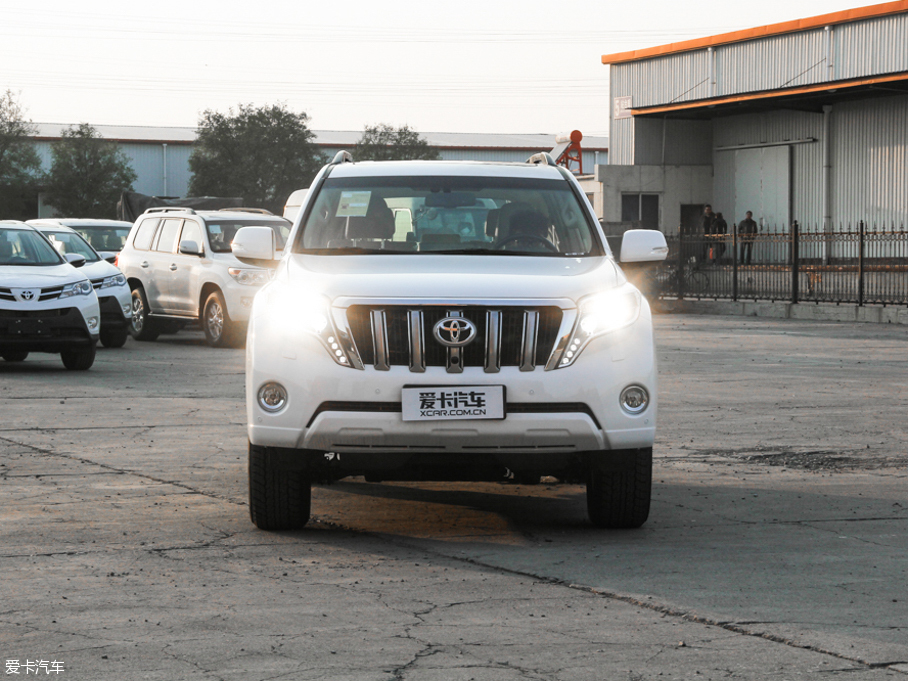 2016 3.5L V6 ԄVX NAVI