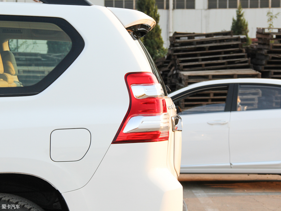 2016 3.5L V6 ԄVX NAVI