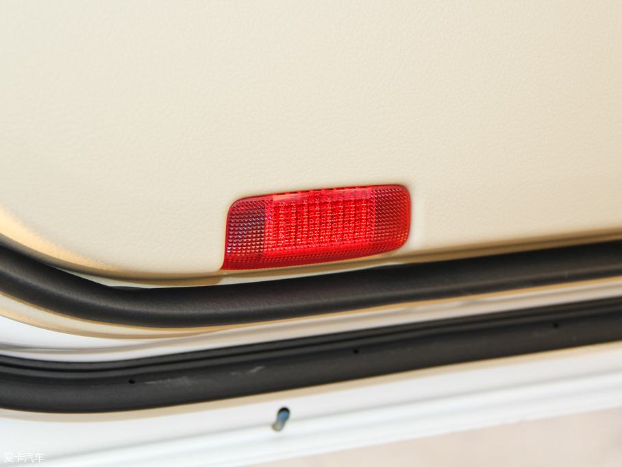 2016 3.5L V6 ԄVX NAVI