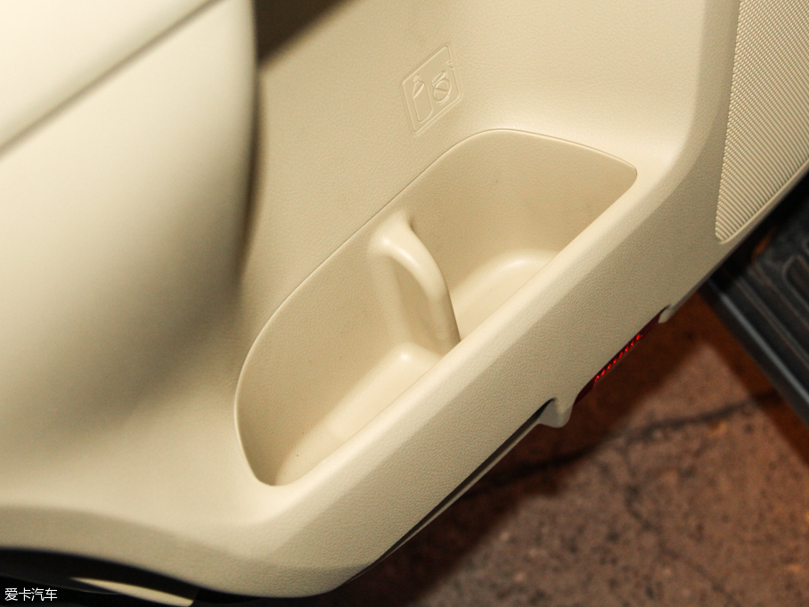 2016 3.5L V6 ԄVX NAVI