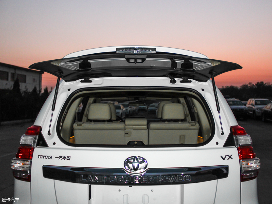 2016 3.5L V6 ԄVX NAVI