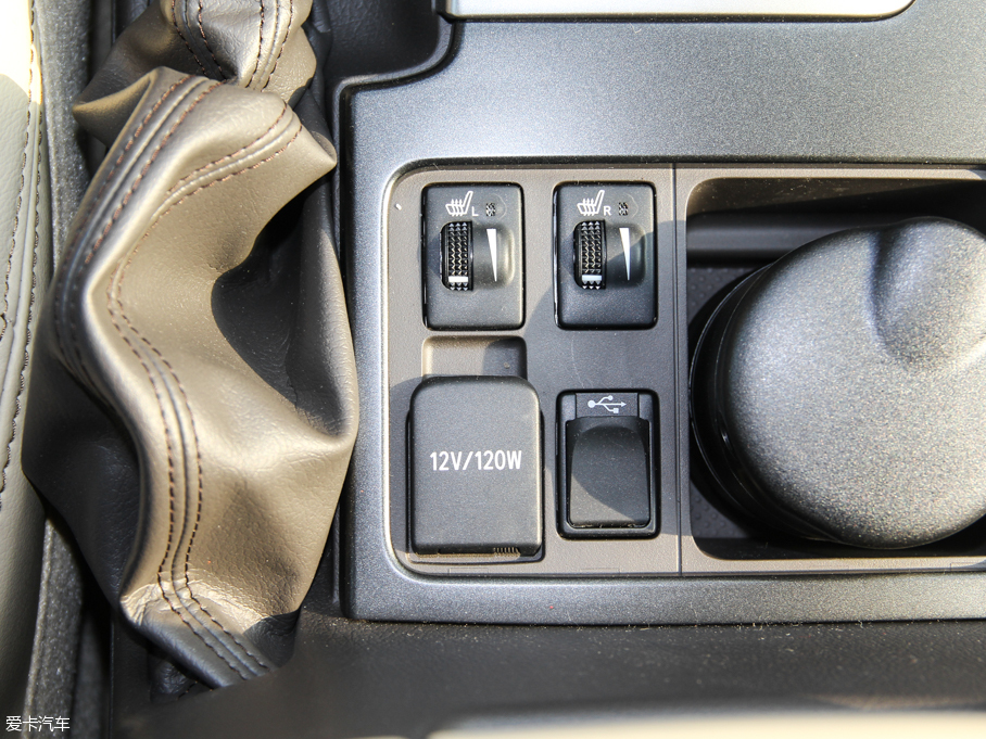 2016 3.5L V6 ԄVX NAVI