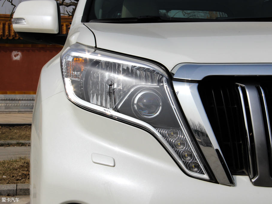 2016 3.5L V6 ԄVX NAVI