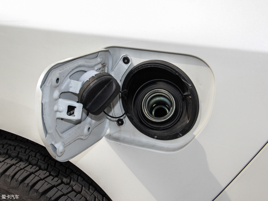 2016 3.5L V6 ԄVX NAVI