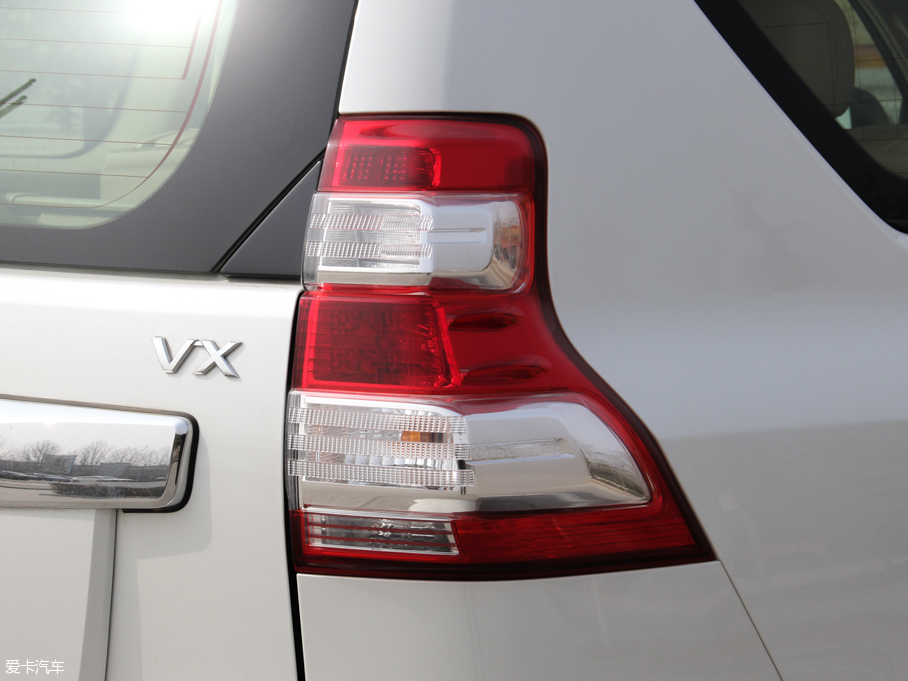 2016 3.5L V6 ԄVX NAVI