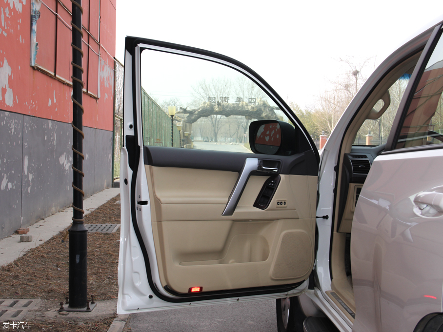 2016 3.5L V6 ԄVX NAVI