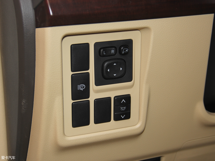 2016 3.5L V6 ԄVX NAVI