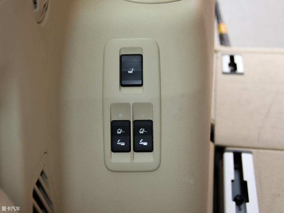 2016 3.5L V6 ԄVX NAVI