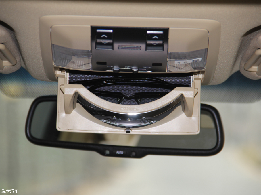 2016 3.5L V6 ԄVX NAVI