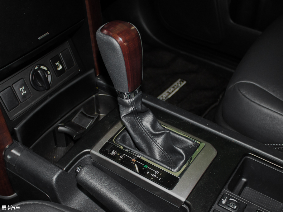 2016�������� 3.5L V6 �Ԅ�TX-L