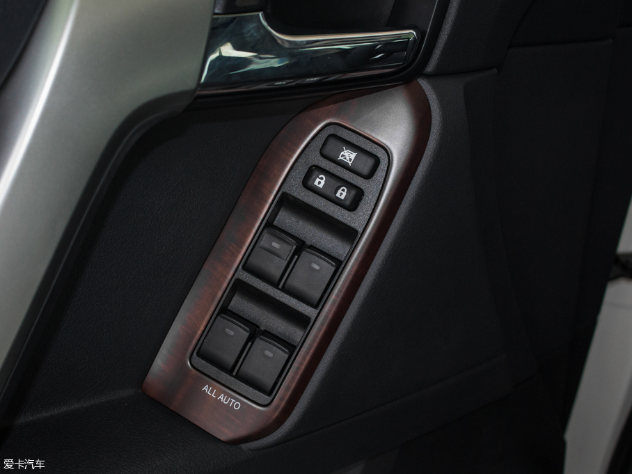 2016�������� 3.5L V6 �Ԅ�(d��ng)TX-L