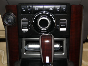 20163.5L V6 ԄVX NAVI п؅^