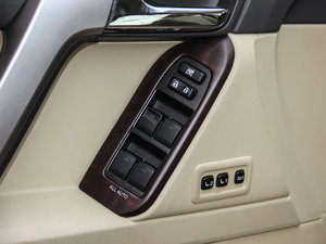 20163.5L V6 ԄVX NAVI п؅^