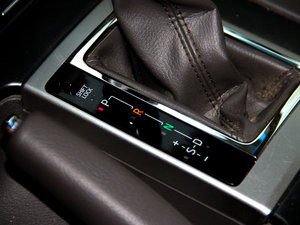 20163.5L V6 ԄVX NAVI п؅^