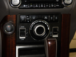 20163.5L V6 ԄVX NAVI п؅^