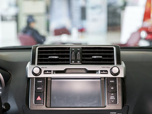 2016款2.7L 自动标准型 空调出风口