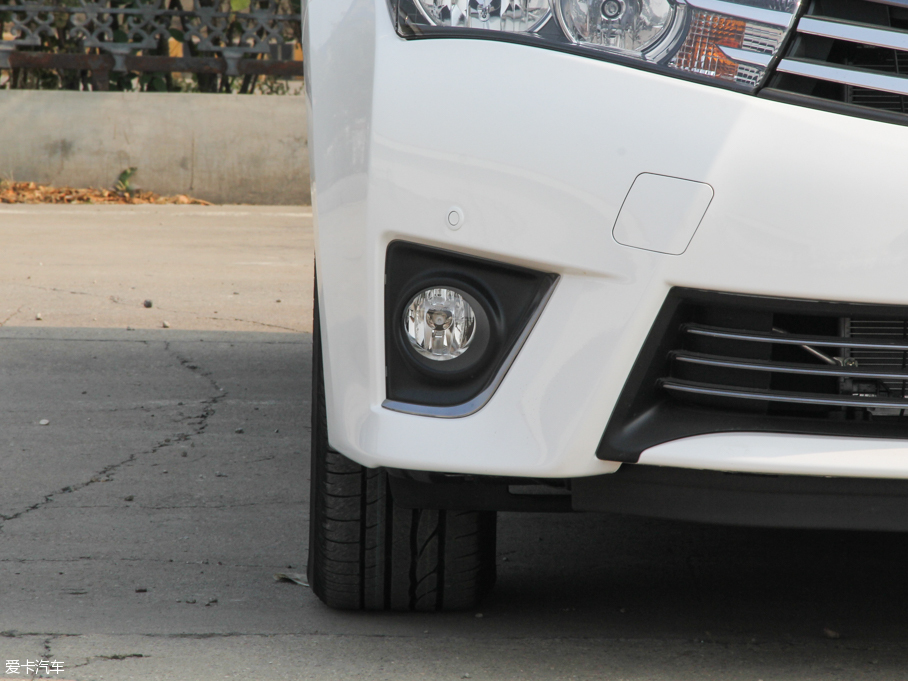 2016_ 1.6L CVT GL-iſ