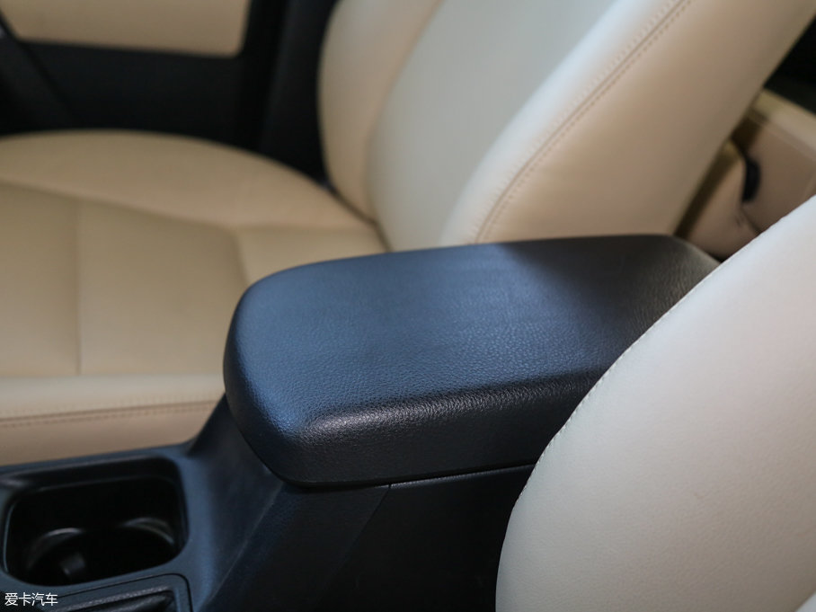 2016RAV4s 2.0L CVT(q)m