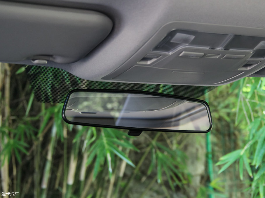 2017_ 1.2T CVT GLX-i