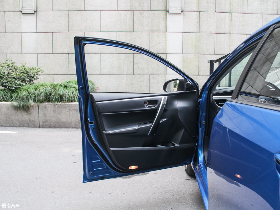 2017_ 1.2T CVT GLX-i