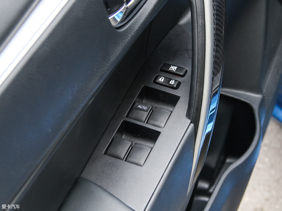 2017_ 1.2T CVT GLX-i