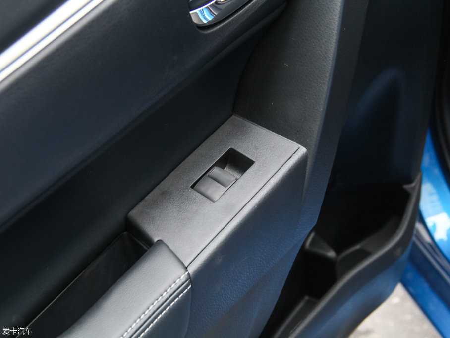 2017_ 1.2T CVT GLX-i