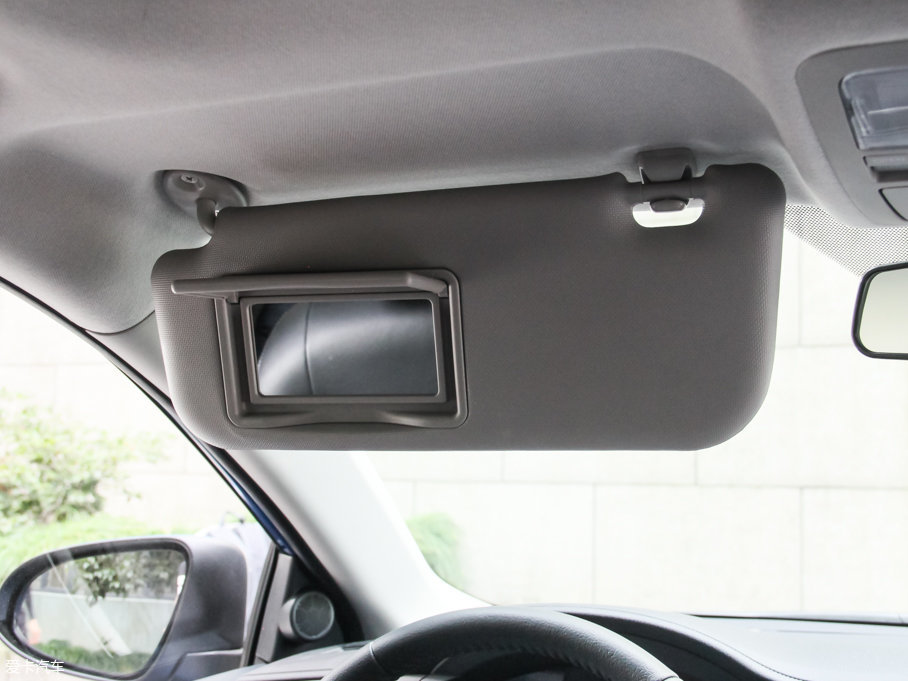 2017_ 1.2T CVT GLX-i