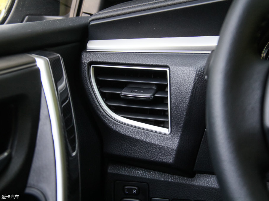 2017_ 1.2T CVT GLX-i