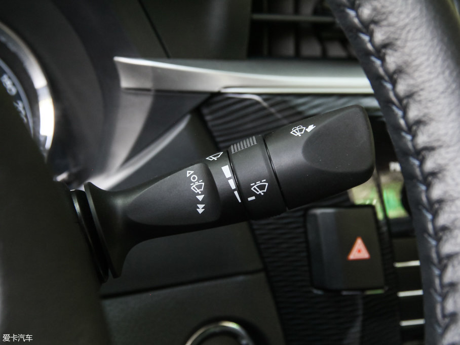 2017_ 1.2T CVT GLX-i