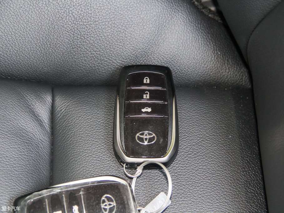 2017_ 1.2T CVT GLX-i