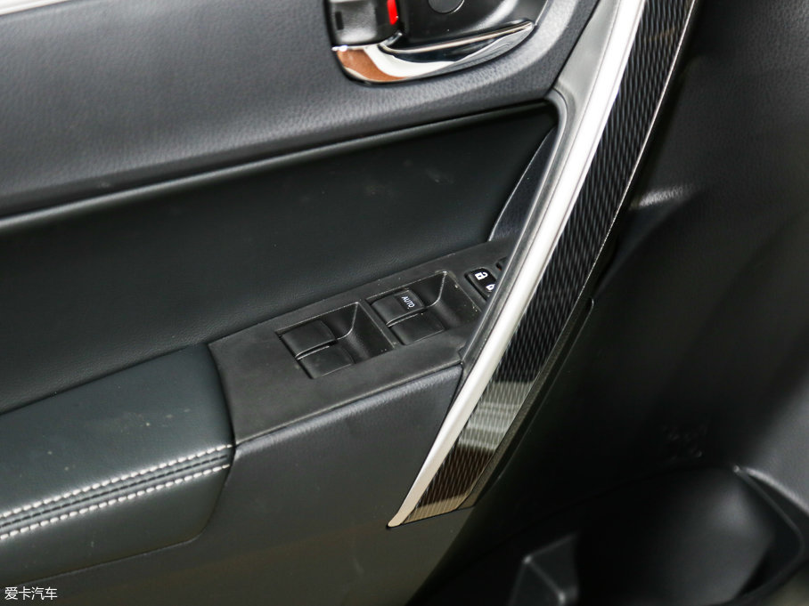 2017_ 1.2T CVT GL-iƤ