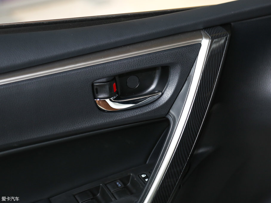 2017_ 1.2T CVT GL-iƤ؄e