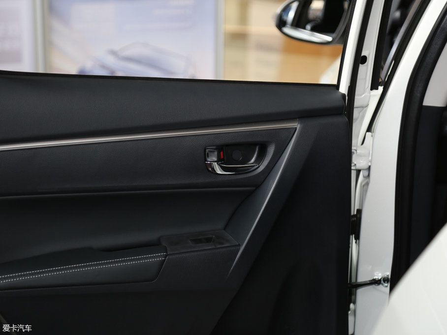 2017_ 1.2T CVT GL-iƤ؄e