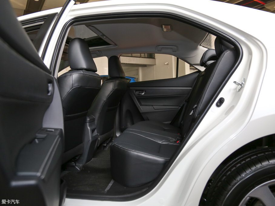 2017_ 1.2T CVT GL-iƤ؄e