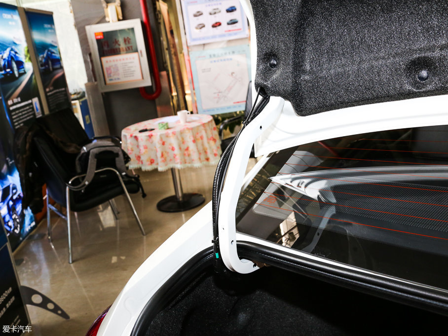 2017_ 1.2T CVT GL-iƤ؄e