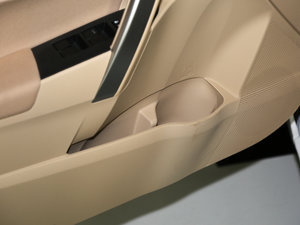 20171.6L CVT GL ǰTg