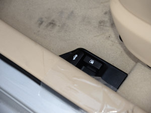 20171.2T CVT GL-iƤ؄e п؅^