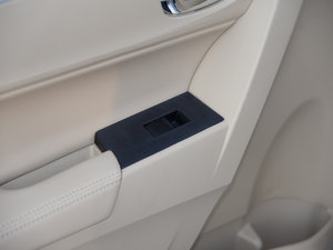 20171.2T CVT GL-iƤ؄e п؅^