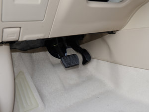 20171.2T CVT GL-iƤ؄e п؅^