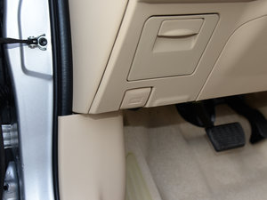 20171.2T CVT GL-iƤ؄e п؅^