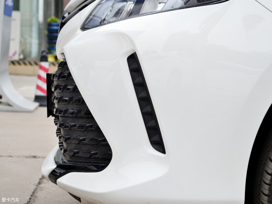 2017YFS 1.5L ք(dng)hY