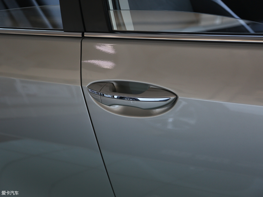 2017_p 1.8L E-CVTӢ